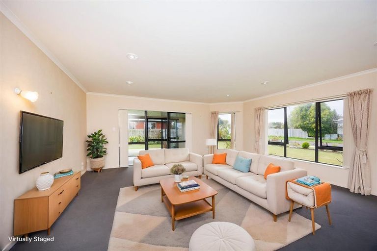 Photo of property in 6 Blennerville Close, Marton, 4710