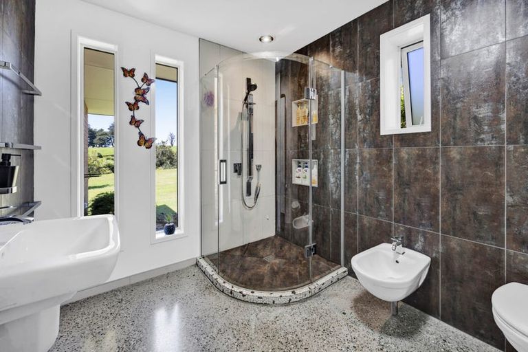 Photo of property in 1347 Carrington Road, Hurworth, New Plymouth, 4371