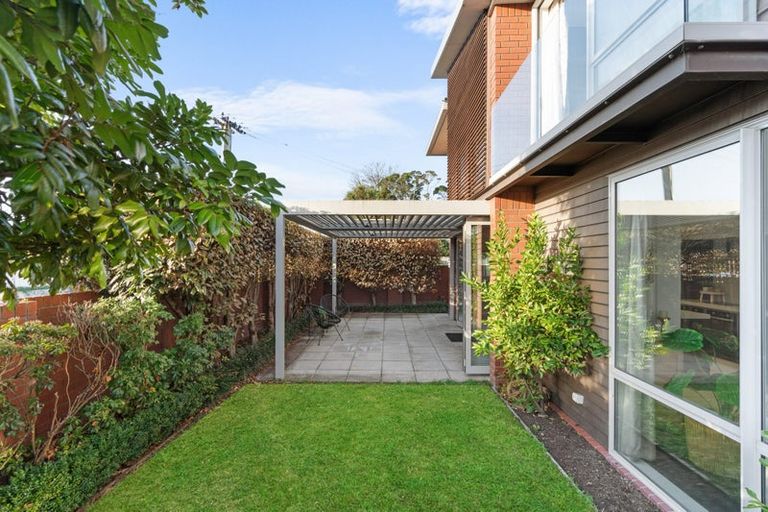 Photo of property in 16a Webb Street, St Albans, Christchurch, 8014