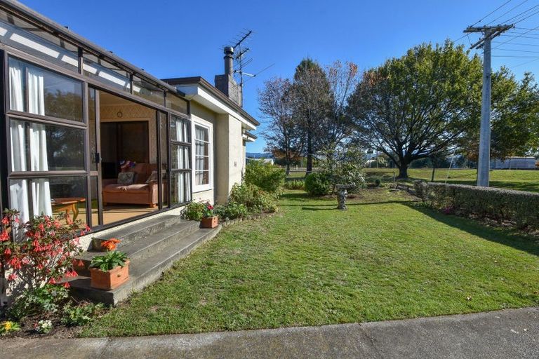 Photo of property in 9 Davy Street, Carterton, 5713