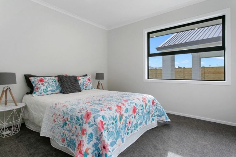 Photo of property in 6 Lewis Way, Cambridge, 3434