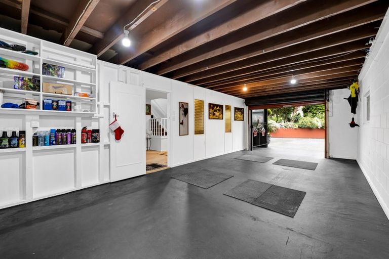 Photo of property in 19 Dives Avenue, Hawera, 4610