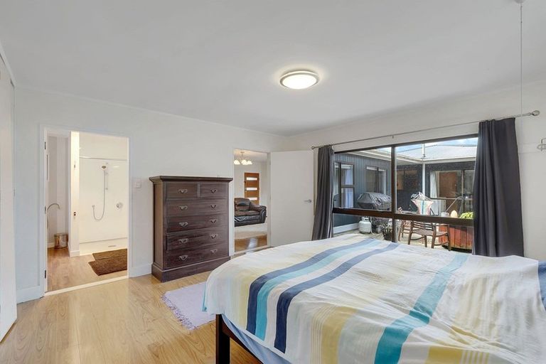 Photo of property in 84 Rawhiti Road, Pukerua Bay, 5026