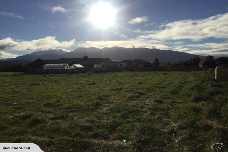 Photo of property in 37 Pukutahi Drive, Te Anau, 9600