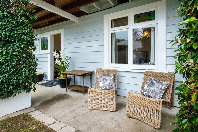 Photo of property in 23 Cameron Road, Bluff Hill, Napier, 4110