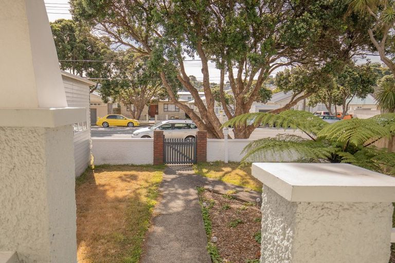 Photo of property in 64 Park Road, Miramar, Wellington, 6022