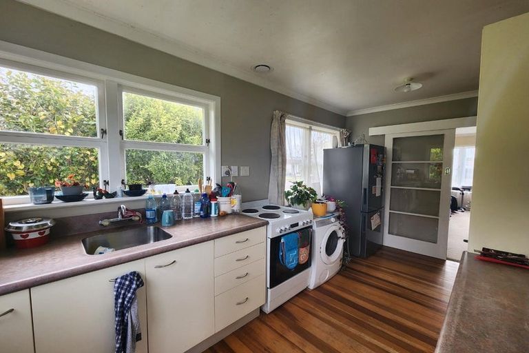 Photo of property in 38 Rugby Street, Levin, 5510