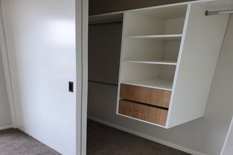 Photo of property in 15 Desalt Drive, Hobsonville, Auckland, 0616