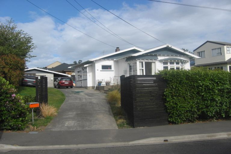 Photo of property in 161 Waimea Terrace, Beckenham, Christchurch, 8023