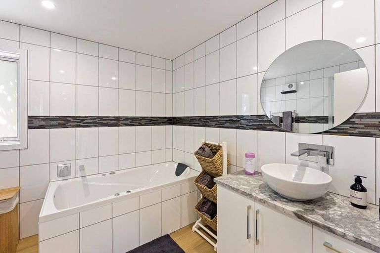 Photo of property in 227 Manly Street, Paraparaumu Beach, Paraparaumu, 5032