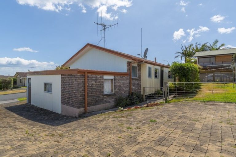 Photo of property in 4a Ruamoana Place, Omokoroa, 3114