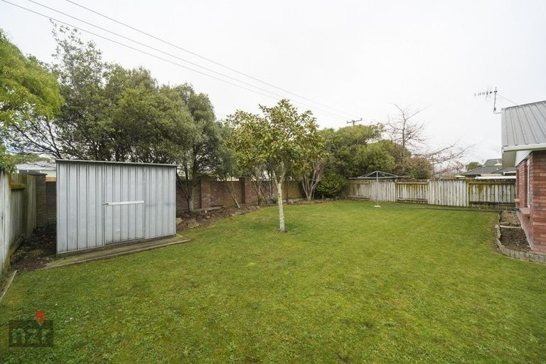 Photo of property in 5 Rosebank Avenue, Kelvin Grove, Palmerston North, 4414