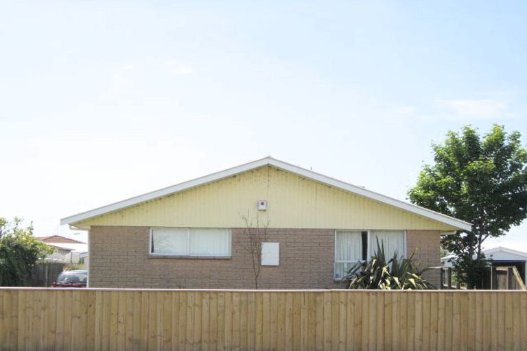 Photo of property in 9 Guernsey Street, Aranui, Christchurch, 8061