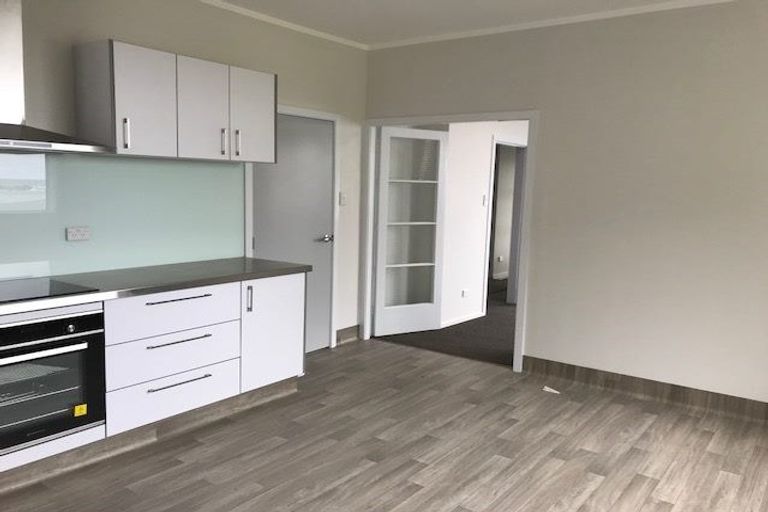 Photo of property in 30 Brighton Street, Island Bay, Wellington, 6023