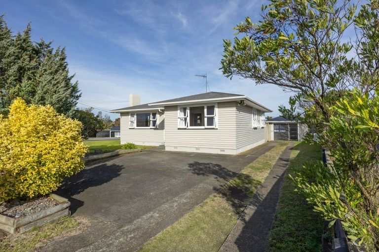 Photo of property in 12 Murch Place, Tawhero, Whanganui, 4500