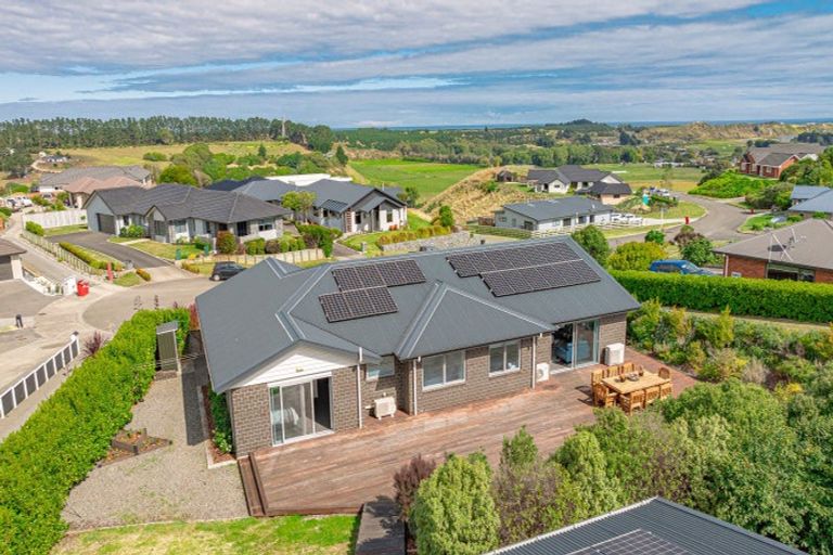 Photo of property in 35 Cracroft Drive, Putiki, Whanganui, 4500