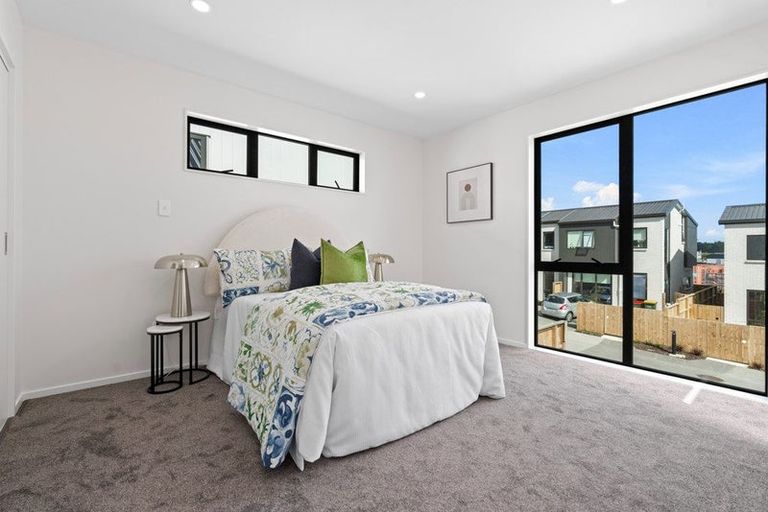 Photo of property in 4c Mahogany Street, Westgate, 0814