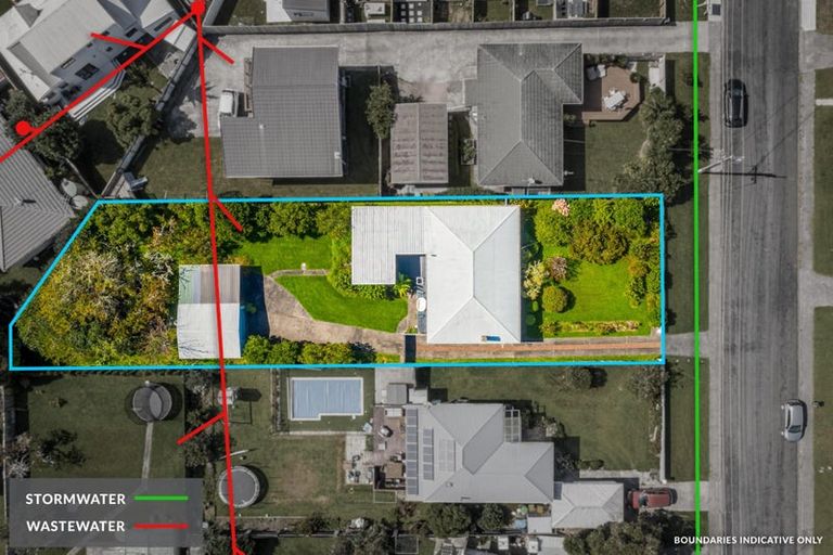 Photo of property in 7 Abbotleigh Avenue, Te Atatu Peninsula, Auckland, 0610