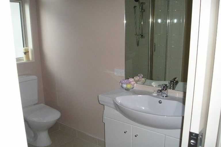 Photo of property in 2/383 Ilam Road, Bryndwr, Christchurch, 8053