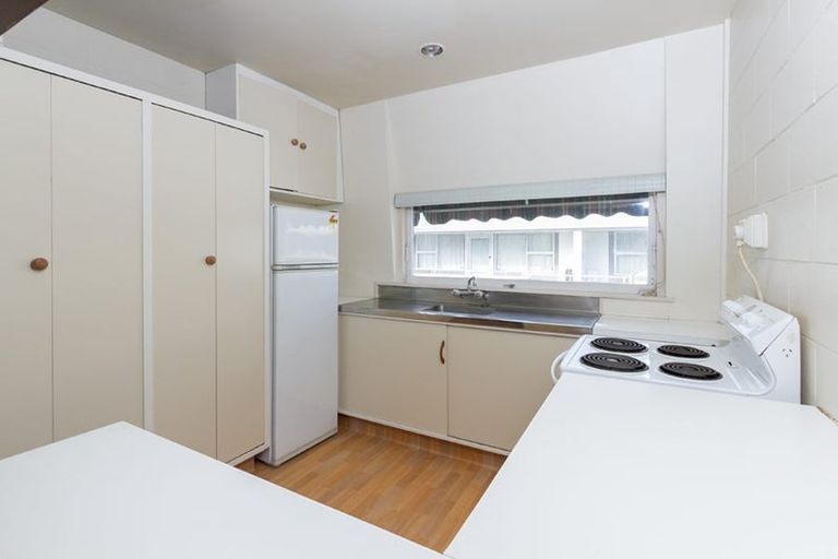 Photo of property in 25d Opoia Road, Hamilton East, Hamilton, 3216