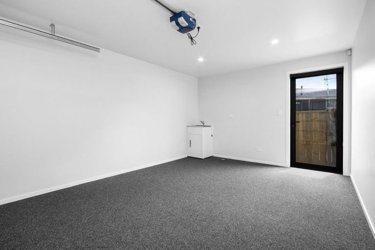 Photo of property in 2/16 Betley Crescent, Fairview Downs, Hamilton, 3214