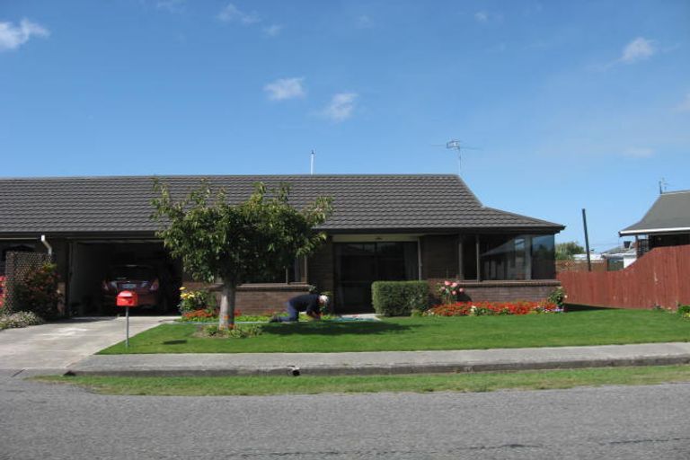 Photo of property in 38 Market Street, Leeston, 7632