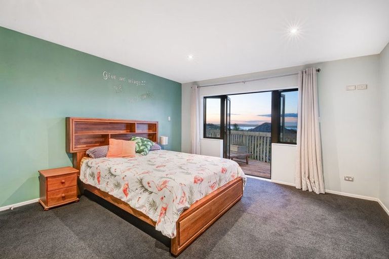 Photo of property in 105 Alec Craig Way, Gulf Harbour, Whangaparaoa, 0930