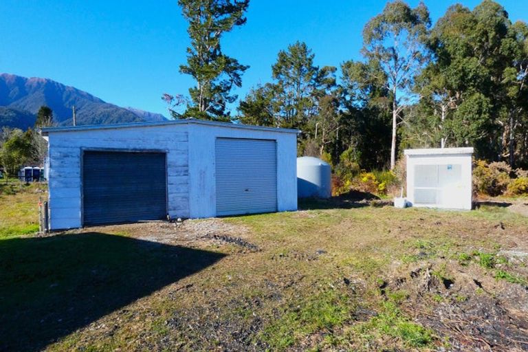 Photo of property in 96 Gladstone Street, Seddonville, Westport, 7891