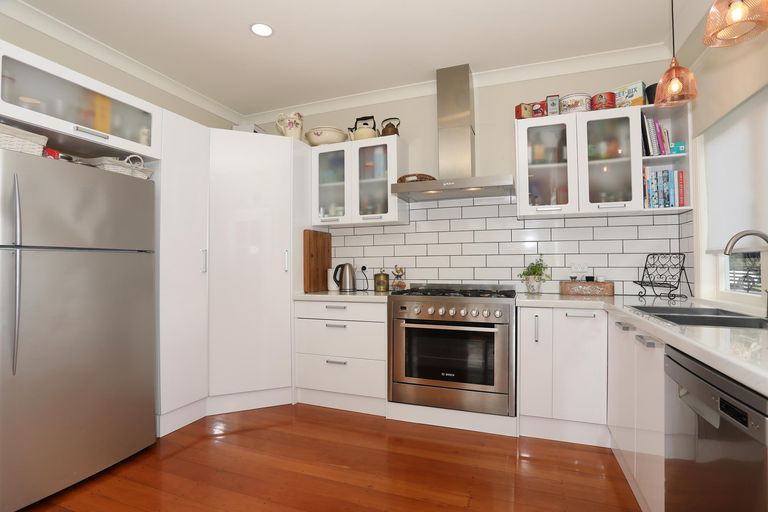 Photo of property in 66 Manawatu Street, Hokowhitu, Palmerston North, 4410