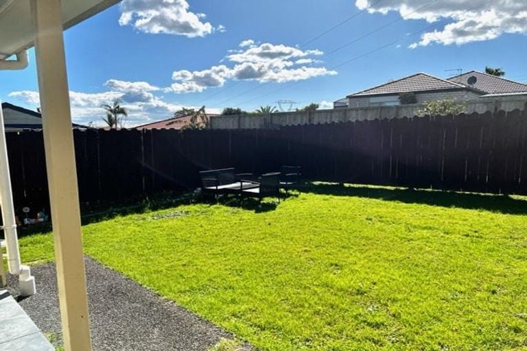 Photo of property in 14 Hawkley Close, Flat Bush, Auckland, 2019