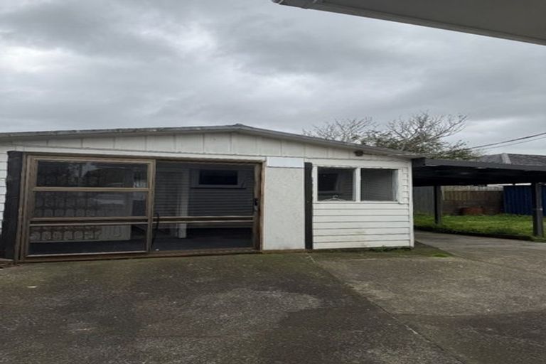Photo of property in 6 Balfour Road, Manurewa, Auckland, 2102