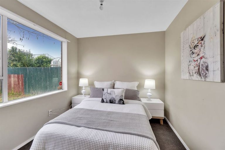 Photo of property in 2/40 Wilson Street, Islington, Christchurch, 8042