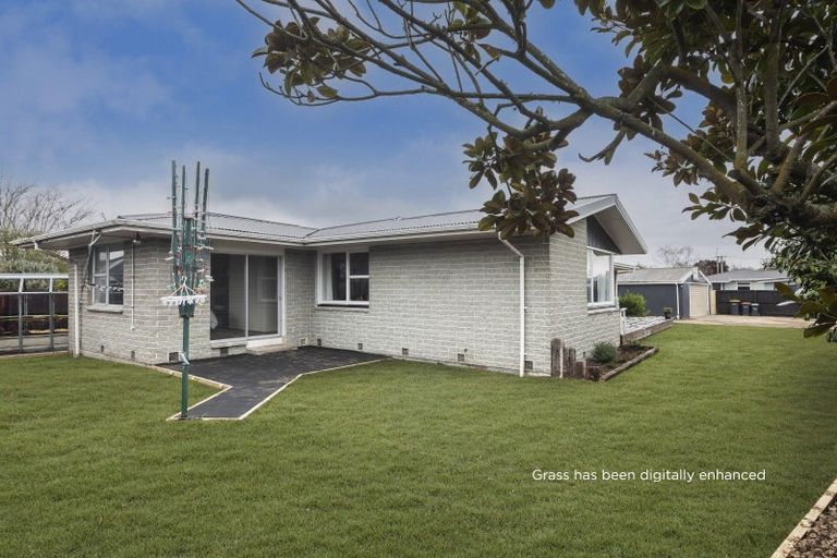 Photo of property in 40 Woolley Street, Avondale, Christchurch, 8061