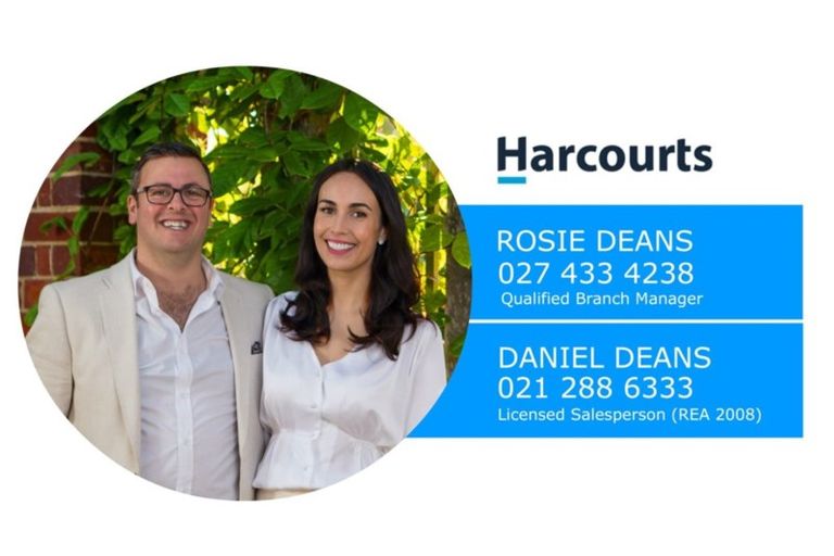 Photo of property in 1/18 Gill Avenue, Te Atatu Peninsula, Auckland, 0610