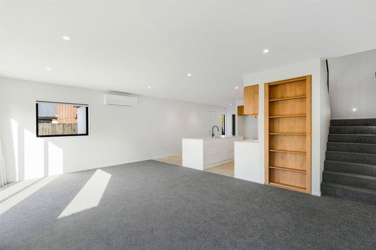 Photo of property in 1a Mcfaddens Road, St Albans, Christchurch, 8052