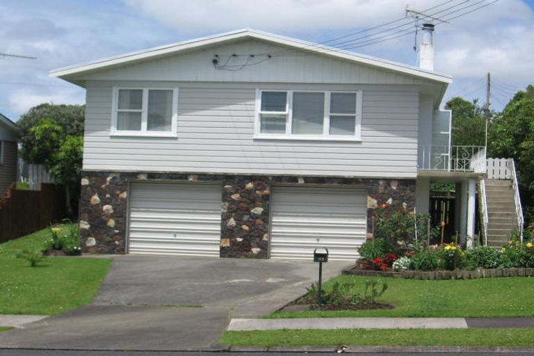 Photo of property in 23 Larne Avenue, Pakuranga Heights, Auckland, 2010