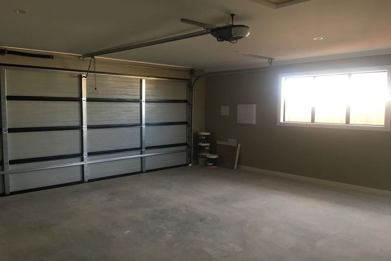 Photo of property in 64 Watkins Drive, Rangiora, 7400