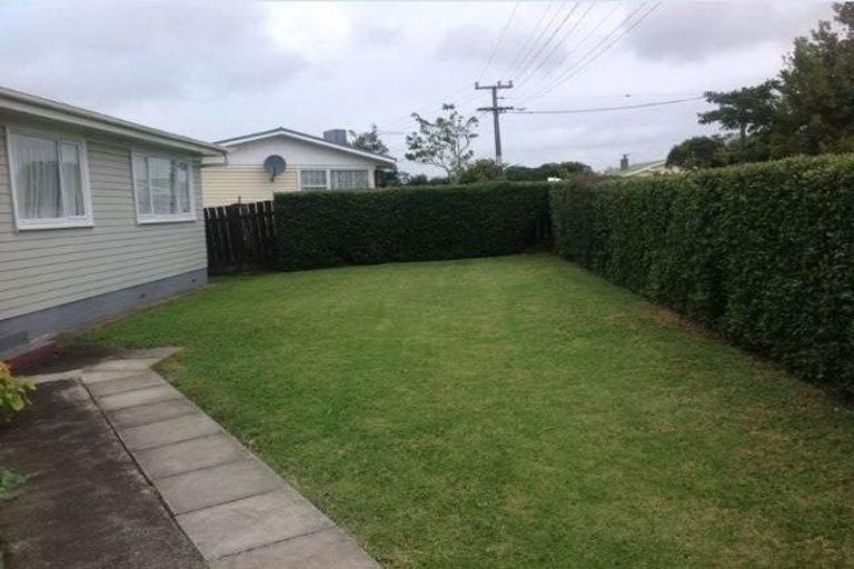 Photo of property in 17 Doctors Hill Road, Maungaturoto, 0520