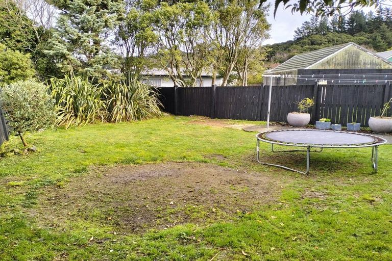 Photo of property in 307 Wellington Road, Wainuiomata, Lower Hutt, 5014