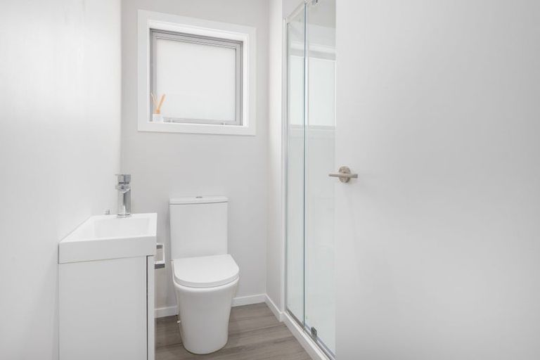 Photo of property in 60 Hokioi Drive, Kenepuru, Porirua, 5022