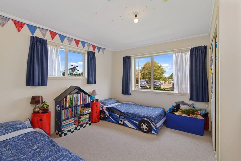 Photo of property in 10 Coleman Place, Darfield, 7510