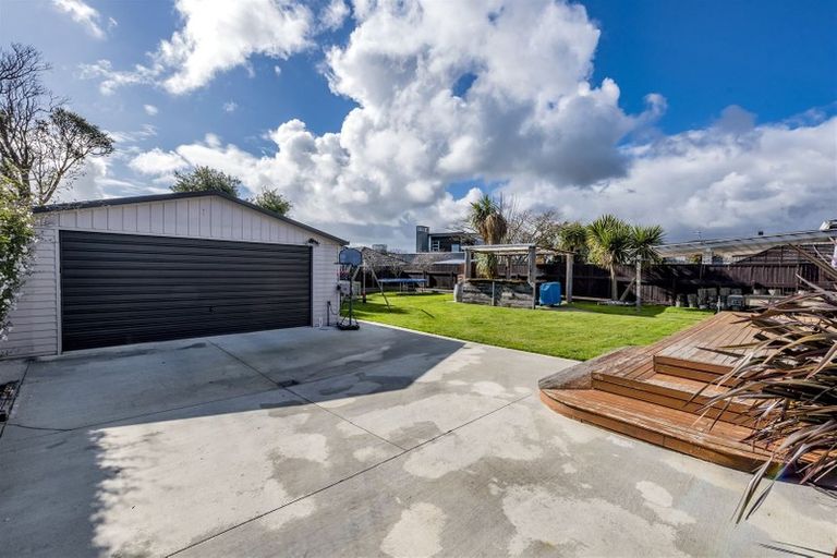 Photo of property in 51 Kennedy Drive, Levin, 5510