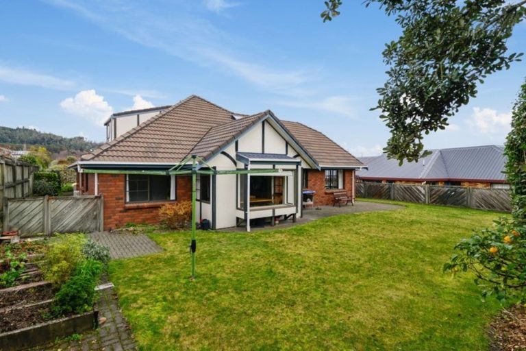 Photo of property in 8 Thelma Place, Lynmore, Rotorua, 3010
