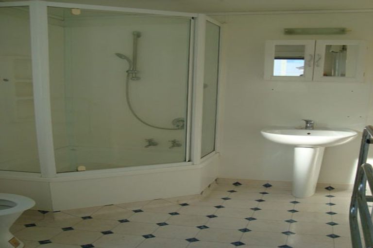 Photo of property in 1009 Colombo Street, St Albans, Christchurch, 8014