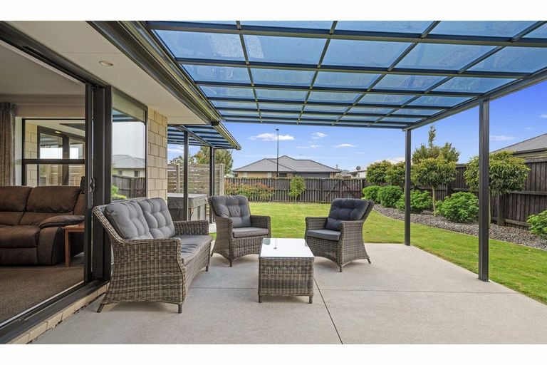 Photo of property in 32 Navy Loop, Rolleston, 7614