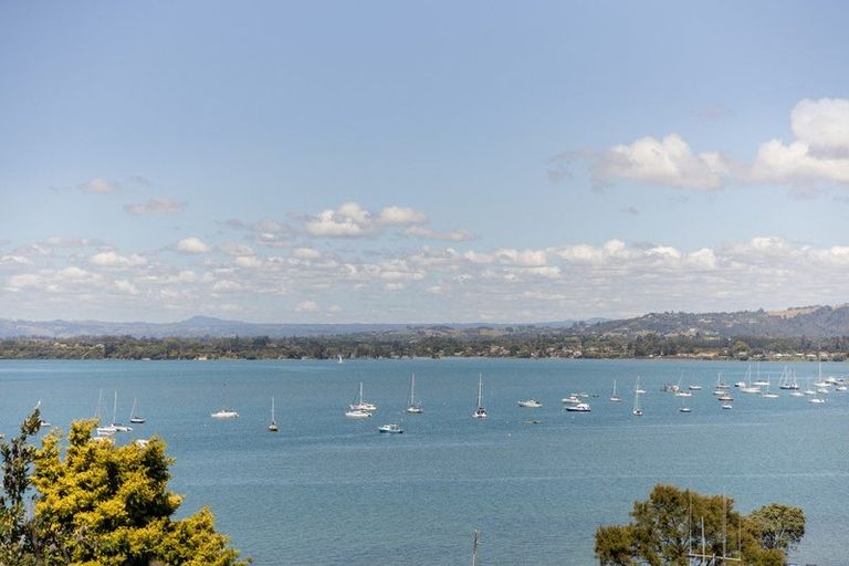 Photo of property in 95a Harbour View Road, Omokoroa, 3114