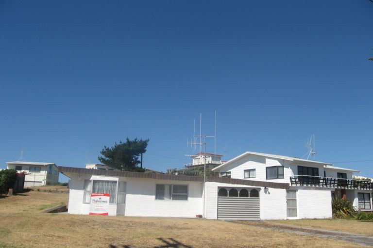 Photo of property in 671 Pukehina Parade, Pukehina, Te Puke, 3189