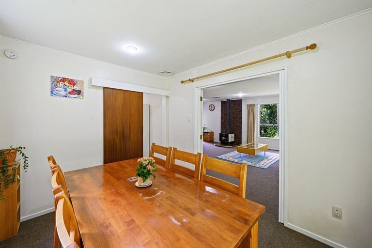 Photo of property in 18 Westhaven Drive, Tawa, Wellington, 5028