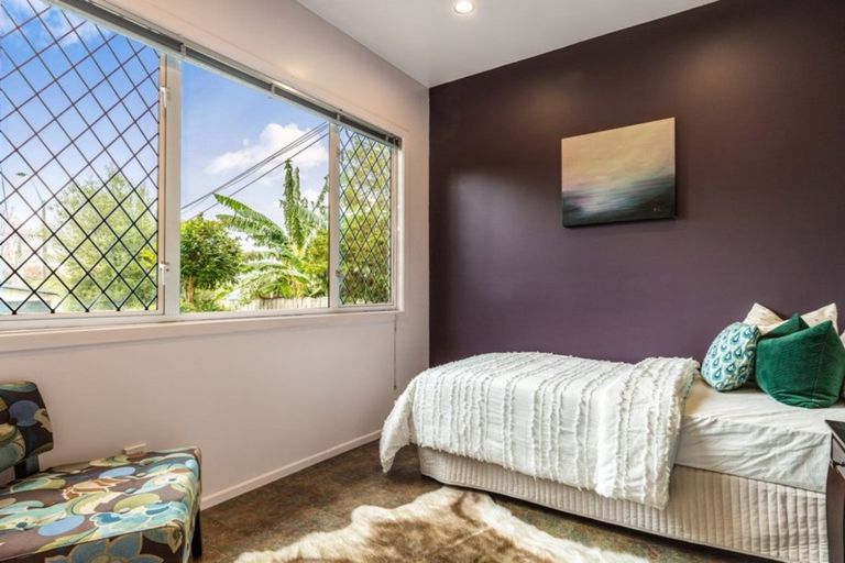 Photo of property in 490 Te Atatu Road, Te Atatu Peninsula, Auckland, 0610