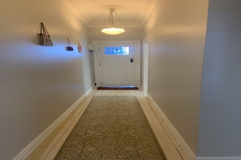 Photo of property in 4/140 Calliope Road, Stanley Point, Auckland, 0624